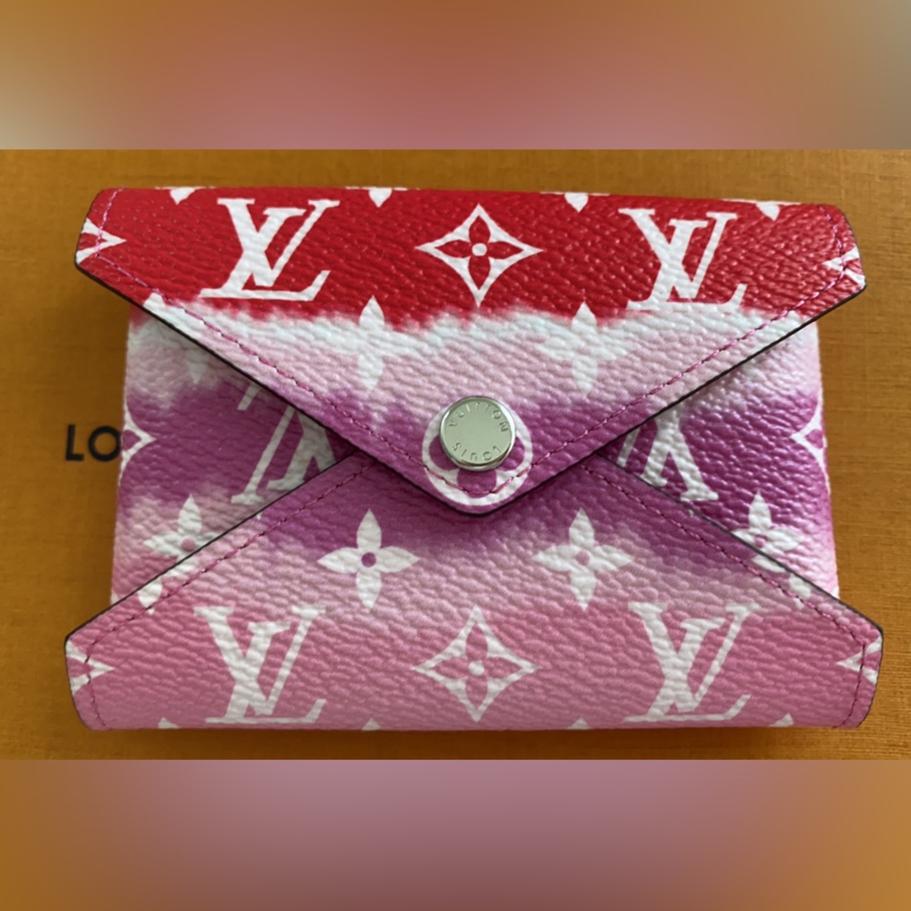 Louis Vuitton Kirigami Small Escale Rouge Red Card Holder Envelope Pouch NWOT